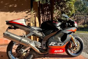 Aprilia rsv 1000 r 2002
