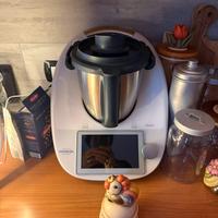 Bimby TM6 come nuovo completo di tutto