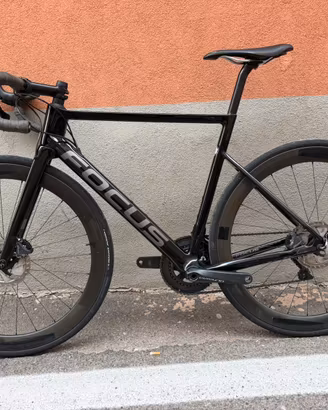 V.PERMUTE Focus Izalco Max Disc Carbon ruote 50TgL