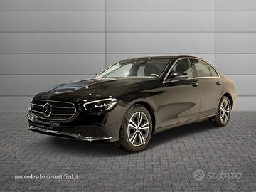 MERCEDES-BENZ E 220 d Mild hybrid 4Matic Auto B FH