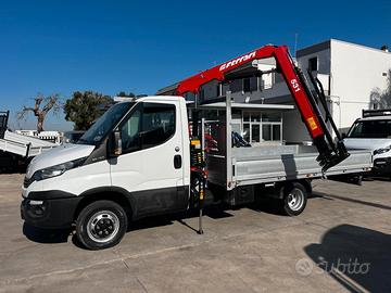 A 38 IVECO DAILY 35C15 CASSONE FISSO E GRU