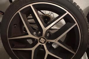 Cerchi e Gomme Seat Leon da 18 M+S