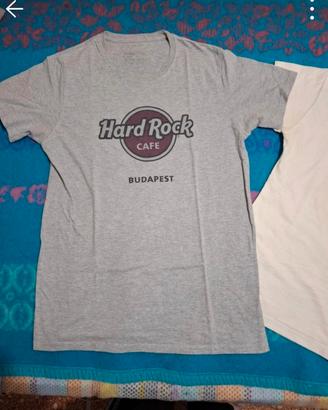 due magliette Hard Rock