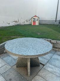 Tavolo in serizzo