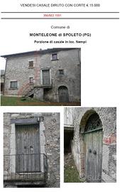 Casale diruto in borghetto