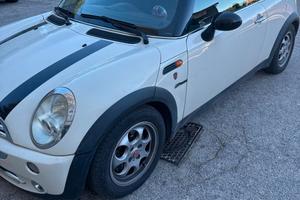 Mini Cooper GPL - 2005