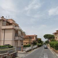 Monte compatri bilocale con balcone e terrazzo