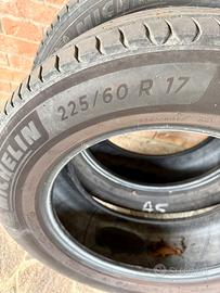 Treni gomme estive + termiche in perfetto stato