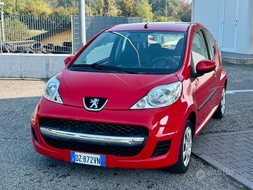 PEUGEOT 107 1.0 ok neopatentati frizione nuova