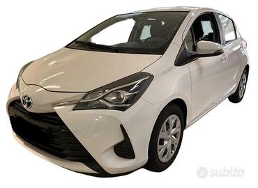 Toyota Yaris 1.0 COMFORT CAMERA SOLO 2200 KM ANCHE