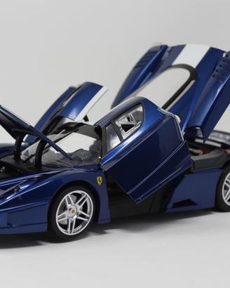 Modellino Auto Ferrari FXX - Hotwheels Elite 1/18