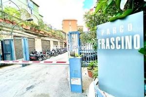 Via San Giacomo dei Capri 2 vani + acc Parco Frasc