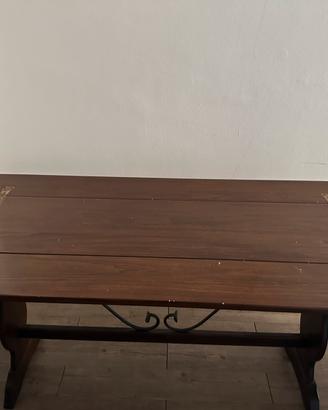 Tavolo da cucina o soggiorno