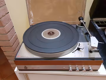 Combinato giradischi amplificatore LENCO