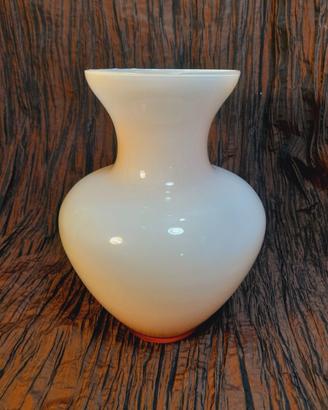 Vaso a balaustro in vetro soffiato a bocca, incami