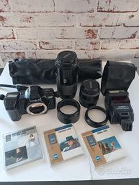 Macchina reflex MINOLTA dynax 7000i con accessori