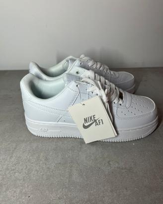 Scarpe bianche