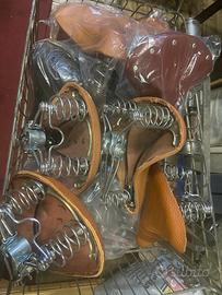 Lotto selle iconiche per bici Vintage