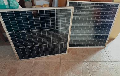 4 pannelli fotovoltaici da 100 watt l’uno