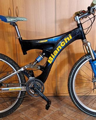 BICI MOUNTAIN BIKE BIANCHI ENGINEERED FIBRA CARBON
