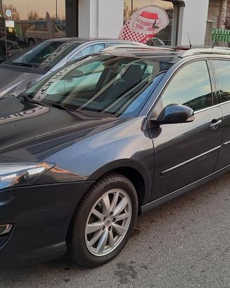 Renault Laguna 2.0 dCi 175CV SporTour Initiale ESM