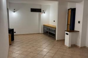 Magazzino/deposito 30 mq Collegno e-commerce