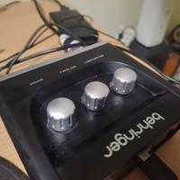 behringer u-phoria um2