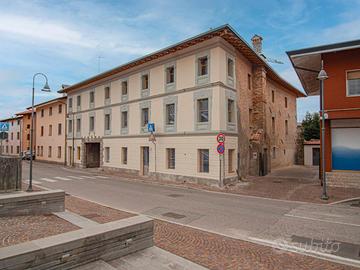 ESCLUSIVO ATTICO DI 168 MQ IN NUOVISSIMO RESIDE...