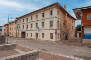 ESCLUSIVO ATTICO DI 168 MQ IN NUOVISSIMO RESIDE...