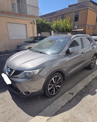 Nissan qashqai 2015 tekna plus MOTORE ROTTO