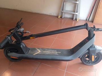 monopattino elettrico kQi2 della niu