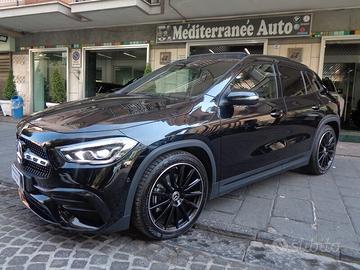Mercedes-benz GLA 200 d Aut. Premium TETTO APRIBLE