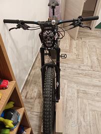 bici mtb 700 feel