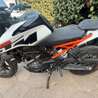 ktm duke 125