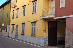 Casa abitazione+garage+giardino, legnaie