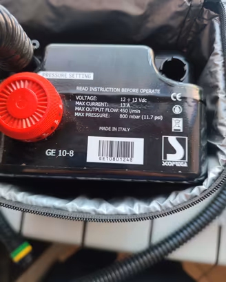 Gonfiatore per gommoni 12 v