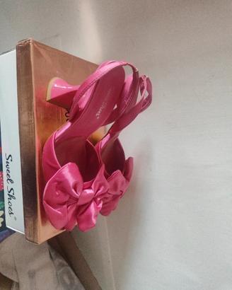 scarpe fucsia con fiocco 