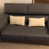 Divano 2 posti con sedute allungabili