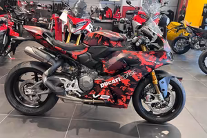 DUCATI Panigale V2 890 FB63