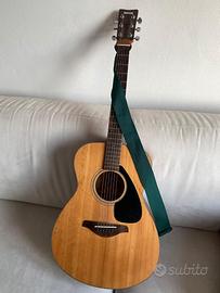 Chitarra acustica Yamaha