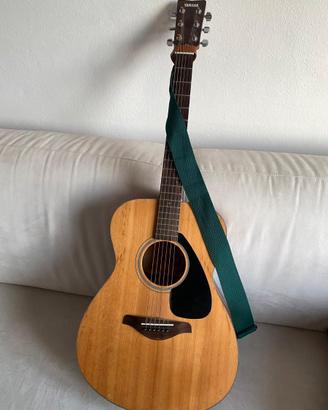 Chitarra acustica Yamaha