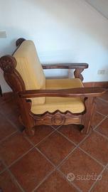 poltrona in legno massello 
