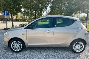 lancia Ypsilon 1.2 GPL 