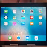 iPad Apple  con 32 GB e 4G SIM LTE