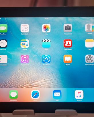 iPad Apple  con 32 GB e 4G SIM LTE