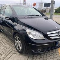 MERCEDES-BENZ B 180 CDI Sport