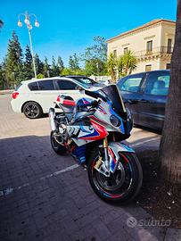 bmw s1000rr 