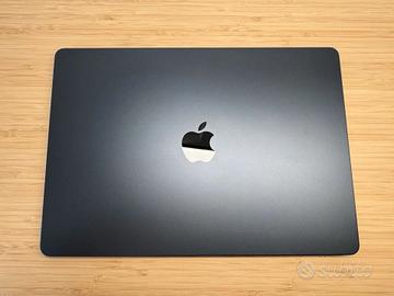 MacBook Air 15″ M4 16GB 256GB