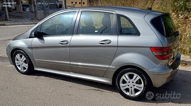 Mercedes Classe B 200 CDI Sport 140 CV 2008