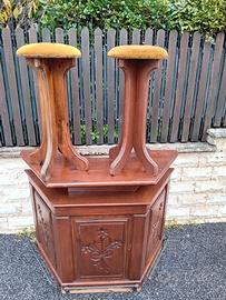 Mobile bar e 2 sgabelli